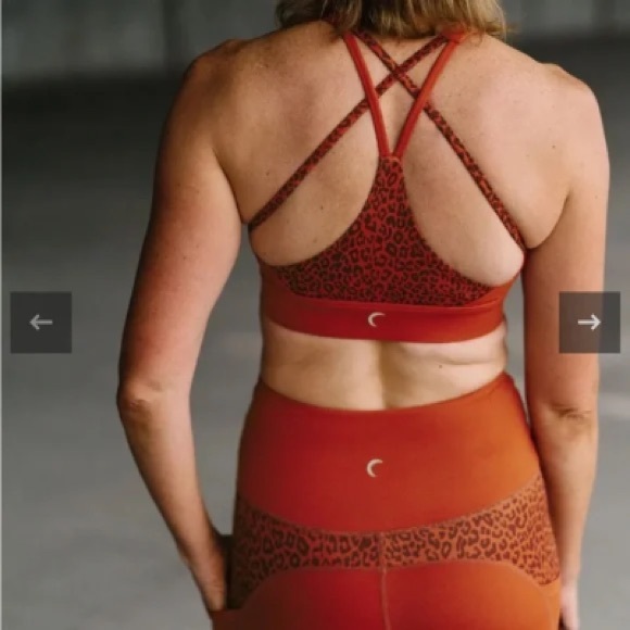 ZYIA Leopard Light n tight bra - Picture 11 of 11